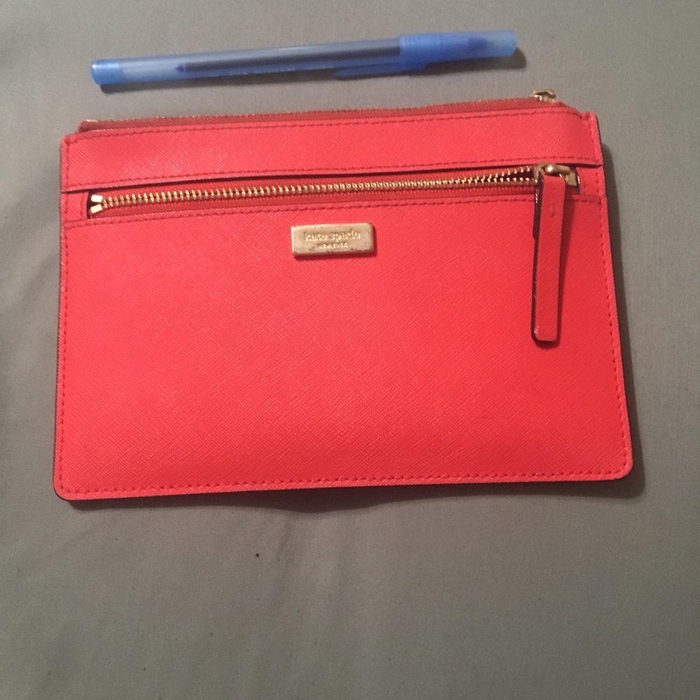 Kate Spade pink wristlet